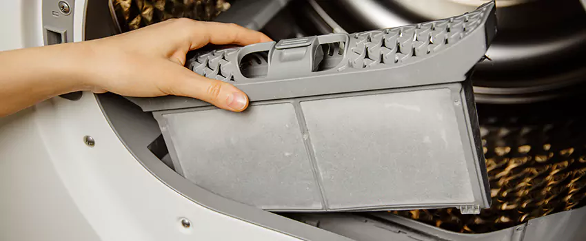 Signs Of A Clogged Dryer Lint Trap in Laguna Woods, California
